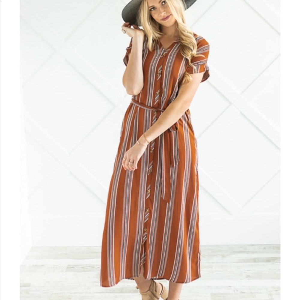 Bottom dress